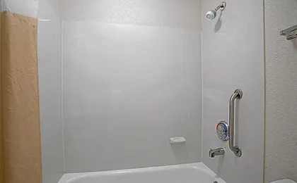 Days Inn by Wyndham Greenville