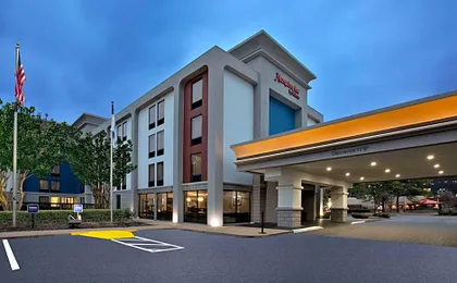 Hampton Inn Memphis-Poplar