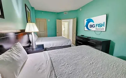 Amazing Beachfront Condo with Nice Hot tub & Pools