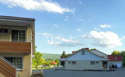 Relax Inn Altoona