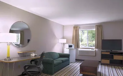 Super 8 by Wyndham Manistee