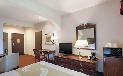 Quality Inn Grand Suites Bellingham