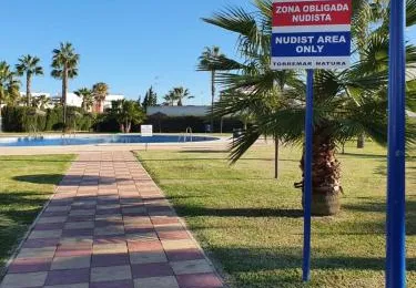 Casa Neru nudista
