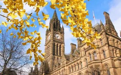 Manchester hop-on hop-off sightseeing bus tour