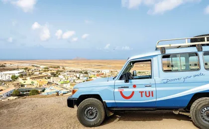 Adults-only tour of Sal with lunch and Salt Lake visit