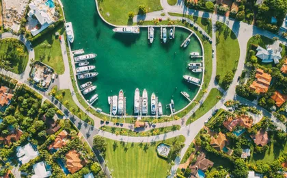 Miami beach private plane tour with drinks