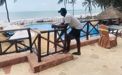 Dar Es Salaam City Tour (Full Day With Private Guide And Car)