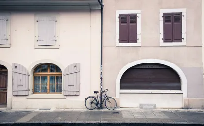 Self-guided audio tour of the Carouge district in Geneva