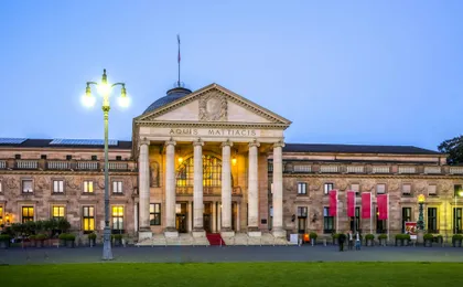 Wiesbaden 2-hour city walking tour with a local