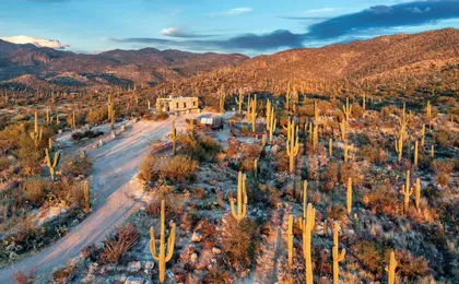 Audio-guided driving tour to Saguaro National Park