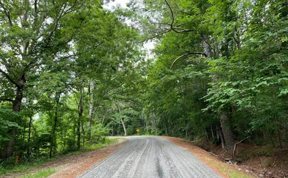Natchez Trace Parkway Self-Guided Driving Audio Tour