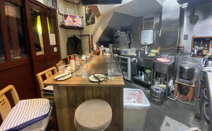 Hiroshima bar hopping food tour