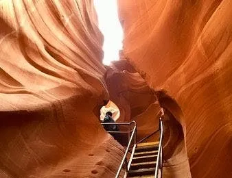 Lower Antelope Canyon guided hiking tour