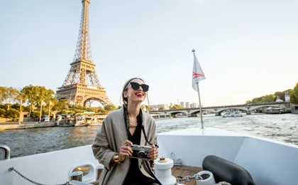 Seine cruise tickets and champagne