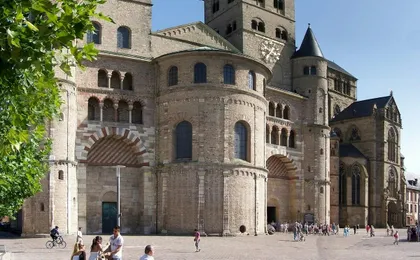 Trier self-guided audio tour app with Roman monuments walk