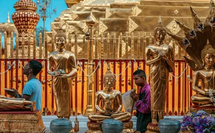 Doi Suthep  and Wat Pha Lat temples hiking tour