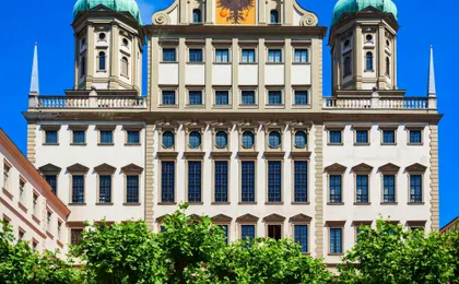 Augsburg 2-hour city walking tour with a local