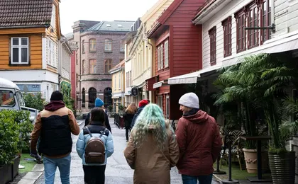 Walking tour in Bergen of the Past and Present