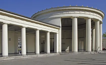 Aachen audio walking tour with cathedral and imperial heritage
