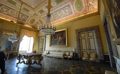 2-Hour Small Group Tour of Caserta Royal Palace