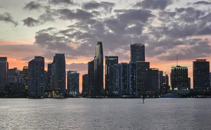 Miami Skyline Sunset Cruise of Biscayne Bay & Millionaire Homes
