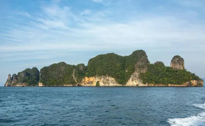 Phang Nga Bay kayak tour with sea caves