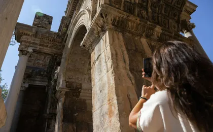 Antalya Old Town tour with Karpuzkaldiran Waterfall visit