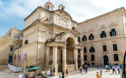 Valletta Walking Tour with Audiovisual Show