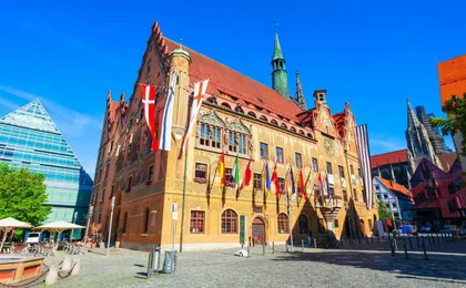 Discover Ulm in 1 hour with a local