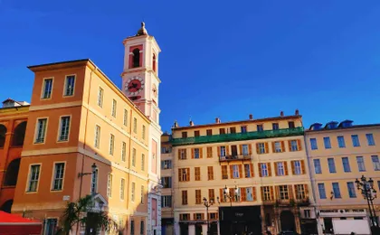 2-hour walking tour in Nice
