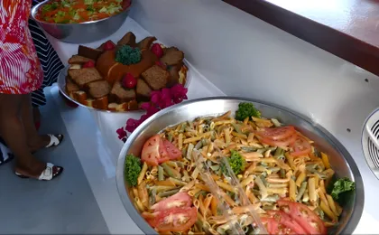 Sunset all-inclusive dinner cruise from Nassau