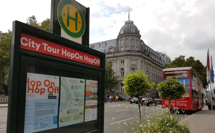 24-hour Hop On Hop Off Düsseldorf bus tour