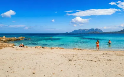 Tour of Olbia in Tuk-Tuk with a stop at Pittulongu beach