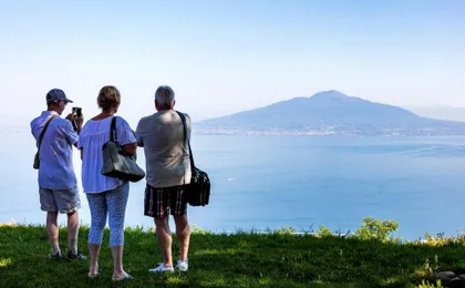 Sorrento hills Due Golfi train tour with regional food tastings