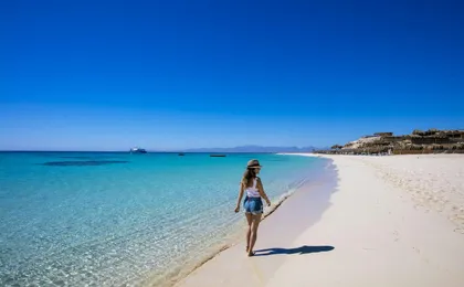 Full-day snorkelling cruise to Mahmya Giftun Island in Hurghada