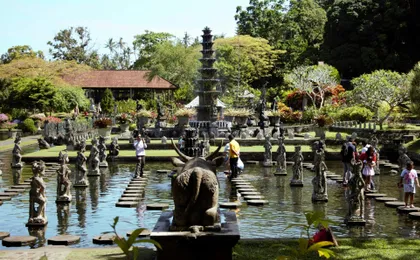 Gate of Heaven private tour