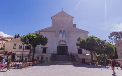 Sorrento Coast, Positano and Amalfi from Naples with Ravello Option
