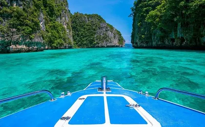 Sunrise Phi Phi + 4 Islands Trip By Speedboat From Krabi