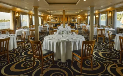Luxor guided tour from Hurghada with Nile cruise and lunch