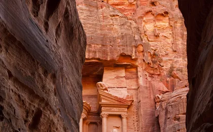 Round trip transfers to Petra