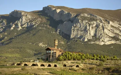 Two wine cellars visit and tasting in La Rioja