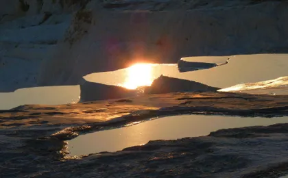 Exploring Pamukkale and Hierapolis ruins group tour from Denizli