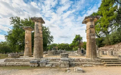 Guided tour of Ancient Olympia with a local expert