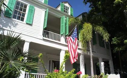 Snorkeling Key West Florida Day Trip Adventure with Boat, Snorkel in the Barrier Reef, Music & Free Open Bar