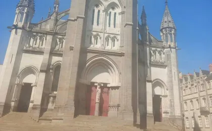 Nantes murder mystery city exploration game