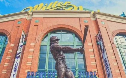 Milwaukee Brewers Baseball Game Tickets at American Family Field