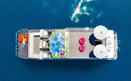 Full-day Surin Islands early bird tour by speed catamaran with optional transfers