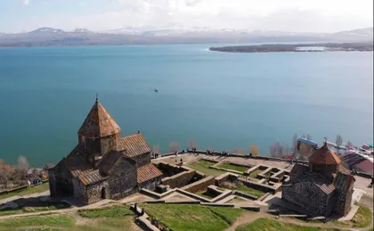 Private guided tour of Garni, Geghard and Lake Sevan
