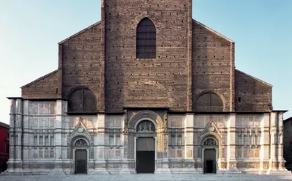 Bologna city centre walking tour