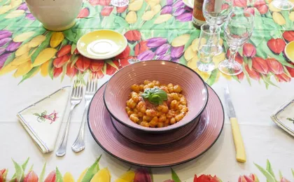 Cooking class and tasting at a Cesarina's home in Montepulciano